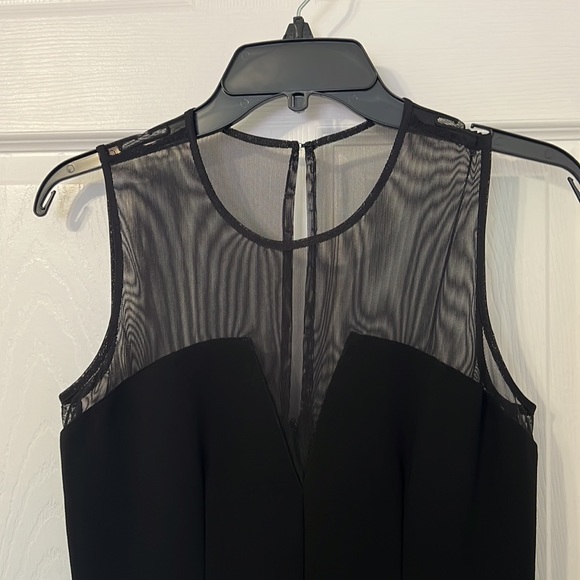 Brand New Black BCBG shorts romper in size 4 - Picture 3 of 4